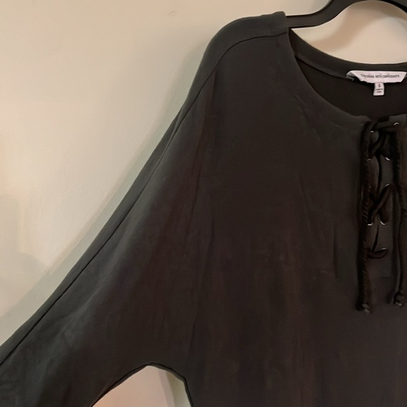 NWOT Cupcakes and Cashmere Sweater - Picture 3 of 3